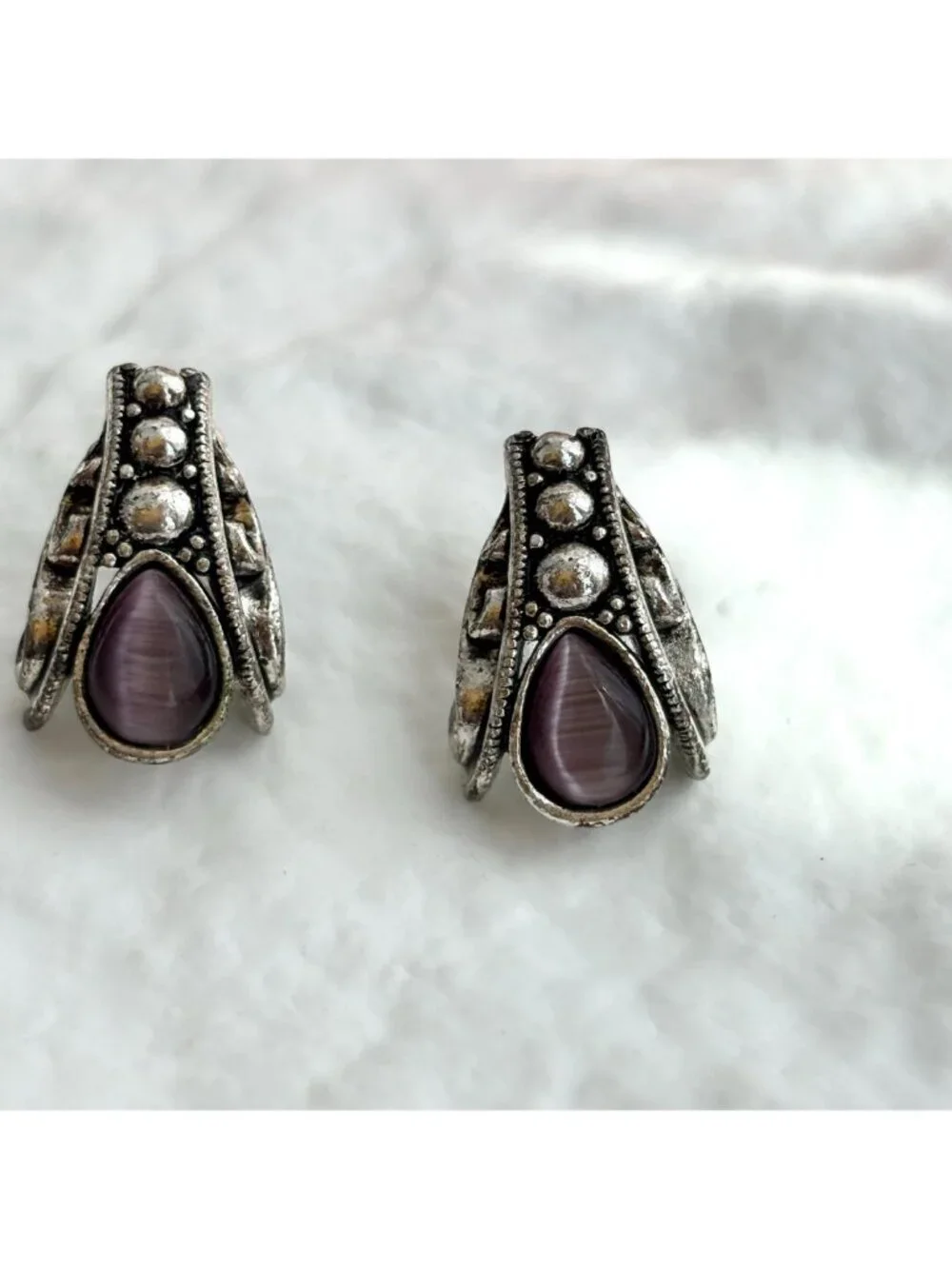 Avon Faux Purple Tiger's Eye Dragonfly | Bee | Insect 80's Vintage Stud Earrings